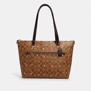 Coach Tan and Pink Women's Tote Bag
